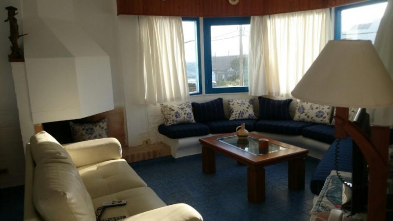 Casa en alquiler con piscina en Montoya